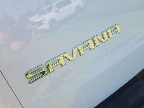 New 2025 GMC Savana 2500 Extended w/ Enhanced Convenience Package RWD image 8