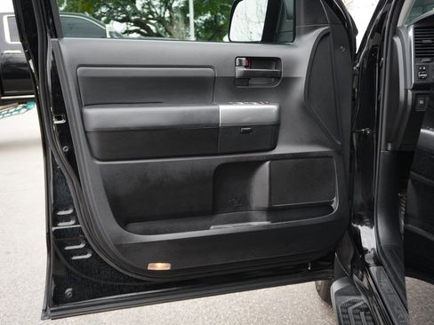 Used 2022 Toyota Sequoia TRD Sport image 14