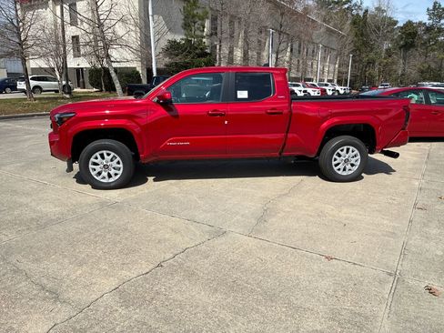 New 2026 Toyota Tacoma SR5 image 2