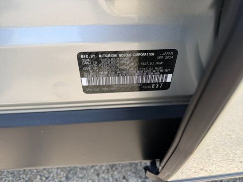 Used 2025 Mitsubishi Outlander ES AWD/4WD image 31