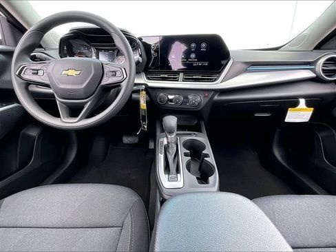 New 2026 Chevrolet Trax LS FWD image 11