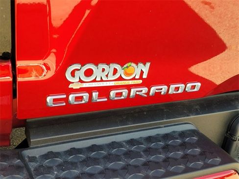 Used 2024 Chevrolet Colorado LT w/ LT Convenience Package III image 17