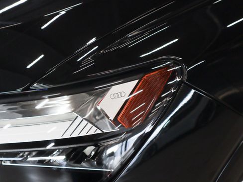 Certified 2024 Audi Q4 e-tron Premium Plus w/ Premium Plus image 36