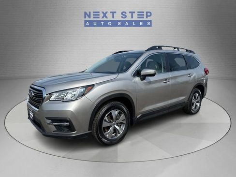 Used 2020 Subaru Ascent Premium w/ Convenience Package AWD/4WD image 3