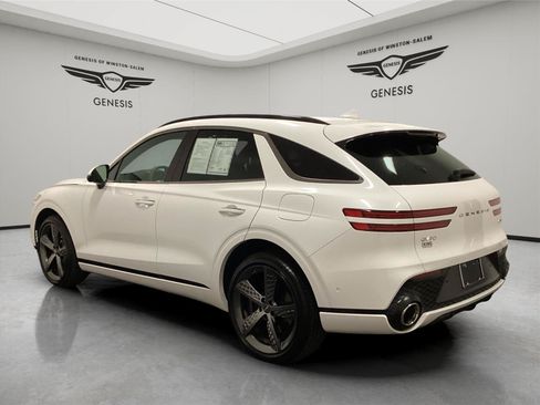 Used 2025 Genesis GV70 3.5T Sport w/ Sport Advanced Package AWD/4WD image 3