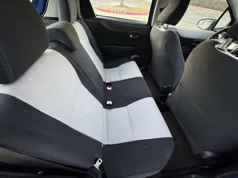 Used 2013 Toyota Yaris LE image 15