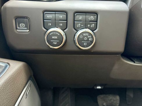 Certified 2023 GMC Sierra 1500 Denali image 17