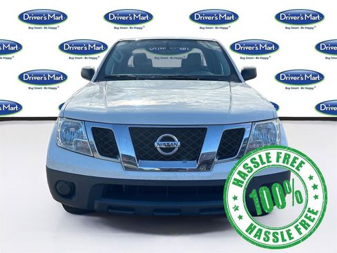Used 2021 Nissan Frontier S image 2