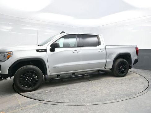 Used 2021 GMC Sierra 1500 Elevation w/ X31 Off-Road Package AWD/4WD image 3