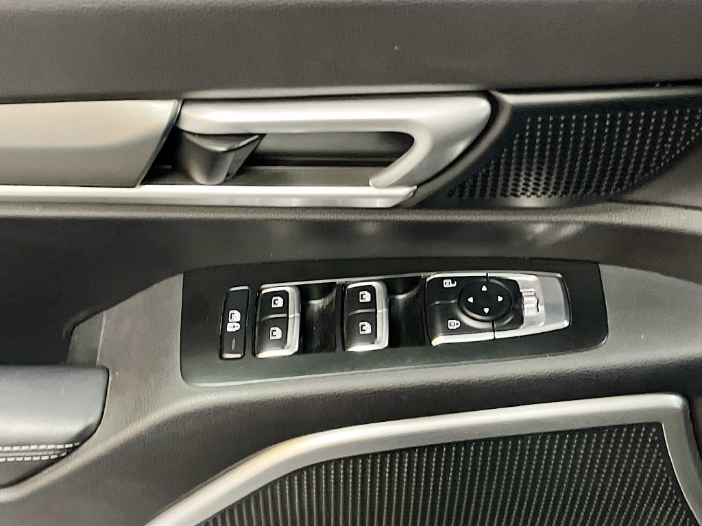 Used 2022 Kia Telluride S AWD/4WD image 18