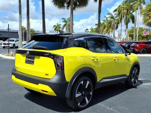 Used 2025 Nissan Kicks SR image 14