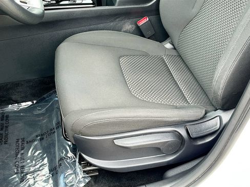 Used 2023 Kia Sportage LX AWD/4WD image 13