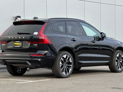 New 2026 Volvo XC60 T8 Plus w/ Protection Package Premier image 5