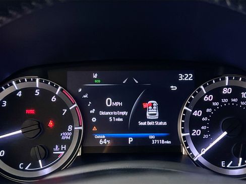 Used 2023 Toyota Highlander XLE image 23