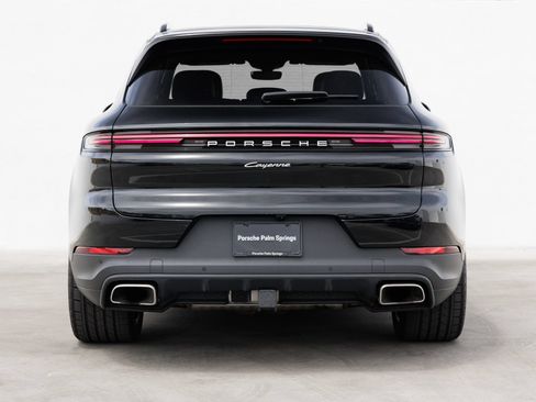 Certified 2025 Porsche Cayenne E-Hybrid AWD/4WD image 6