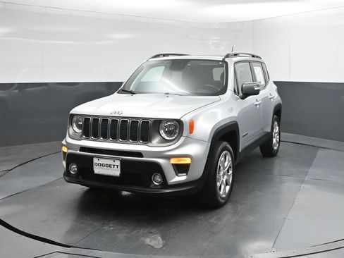 Used 2020 Jeep Renegade Limited w/ Safety and Security Group AWD/4WD image 22