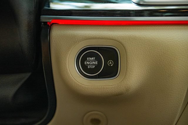 Used 2023 Mercedes-Benz GLS 450 4MATIC image 37
