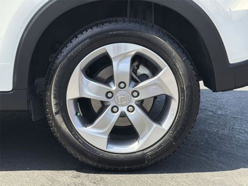 Used 2017 Honda HR-V EX image 9