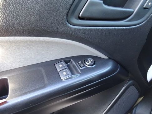 Used 2020 Chevrolet Colorado W/T w/ WT Convenience Package image 17