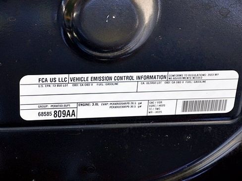 Used 2023 Jeep Wagoneer 2WD image 37