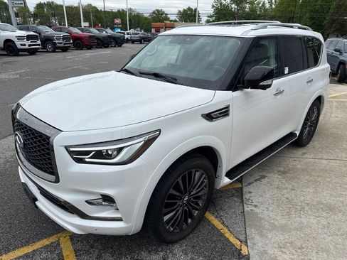 Used 2024 INFINITI QX80 Premium Select w/ Cargo Package AWD/4WD image 9