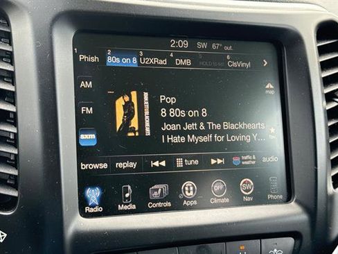 Used 2014 Jeep Cherokee Trailhawk w/ Technology Group image 20