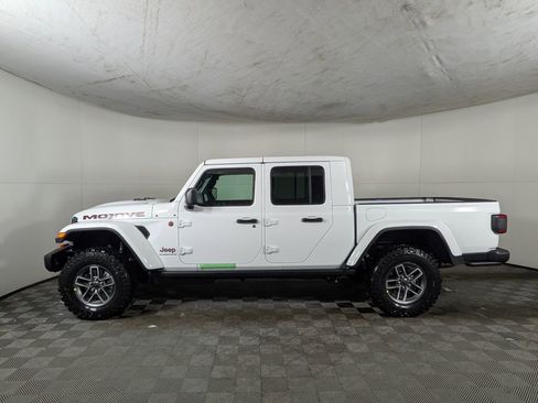 New 2026 Jeep Gladiator Mojave AWD/4WD image 3