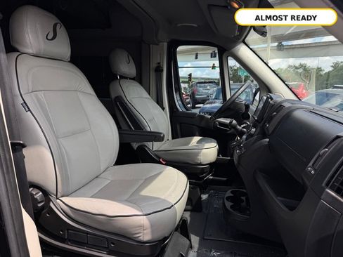 Used 2015 RAM ProMaster 2500 w/ Premium Appearance Group FWD image 39