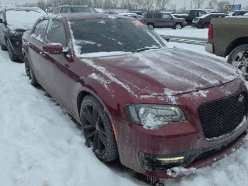 Used 2023 Chrysler 300 C image 2