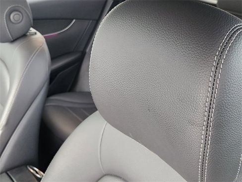 Used 2020 Mercedes-Benz GLC 300 image 20