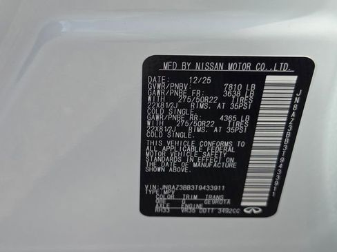 New 2026 INFINITI QX80 Luxe w/ Cargo Package AWD/4WD image 22