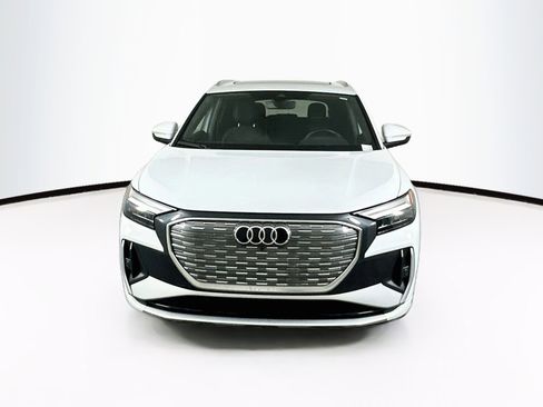 Used 2024 Audi Q4 e-tron Premium Plus AWD/4WD image 2