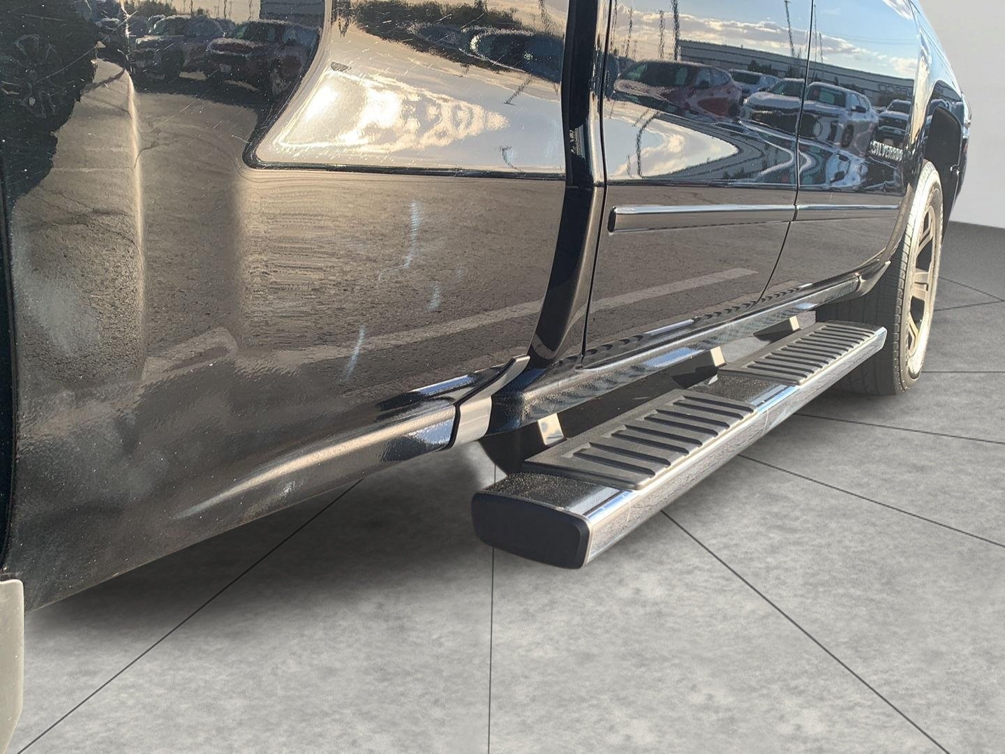 Used 2018 Chevrolet Silverado 1500 LT w/ All Star Edition AWD/4WD image 28