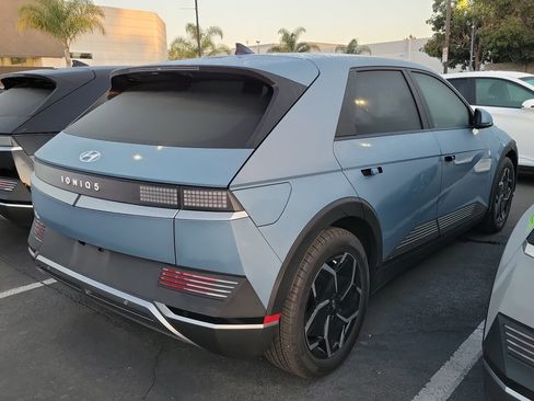 Certified 2024 Hyundai Ioniq 5 SEL image 3
