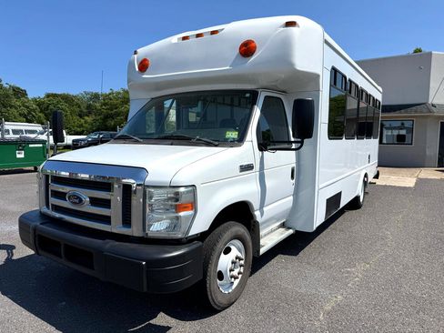 Used 2012 Ford E-450 and Econoline 450 Super Duty w/ Shuttle Bus Prep Pkg image 1