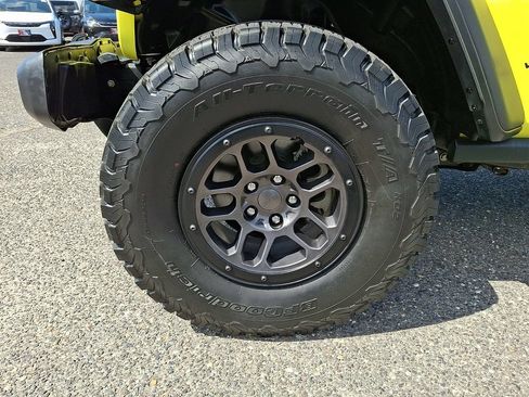 Used 2023 Jeep Wrangler Unlimited Sport AWD/4WD image 8