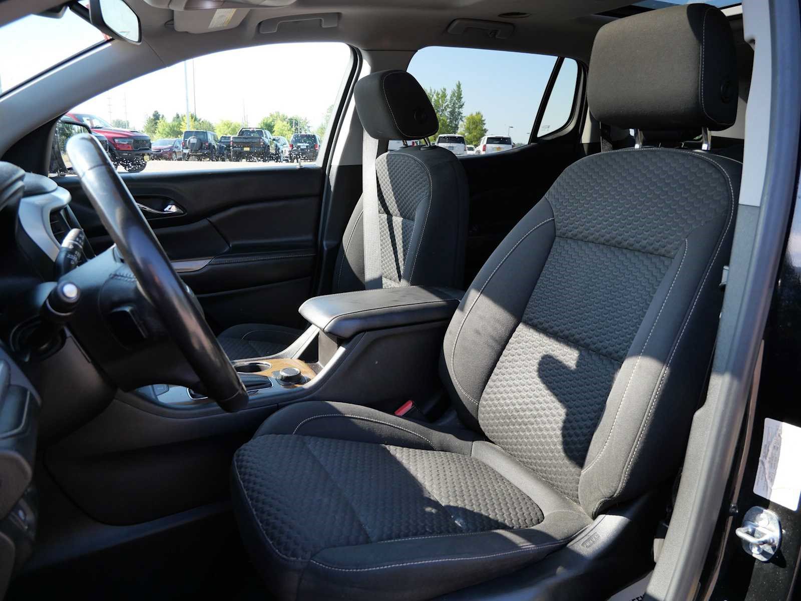 Used 2018 GMC Acadia SLE AWD/4WD image 18