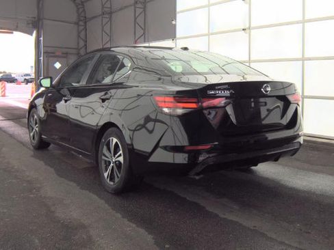 Used 2022 Nissan Sentra SV w/ All-Weather Package FWD image 4