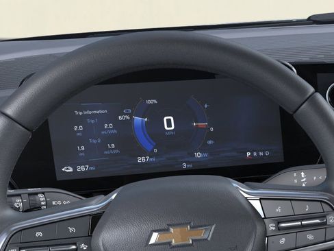 New 2025 Chevrolet Equinox EV LT image 18