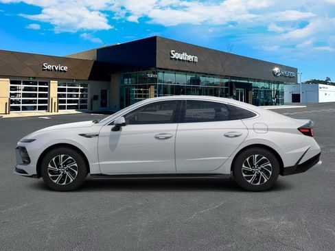 New 2026 Hyundai Sonata Blue image 3