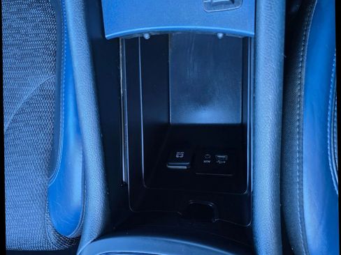 Used 2015 Chrysler 200 S w/ Comfort Group image 24