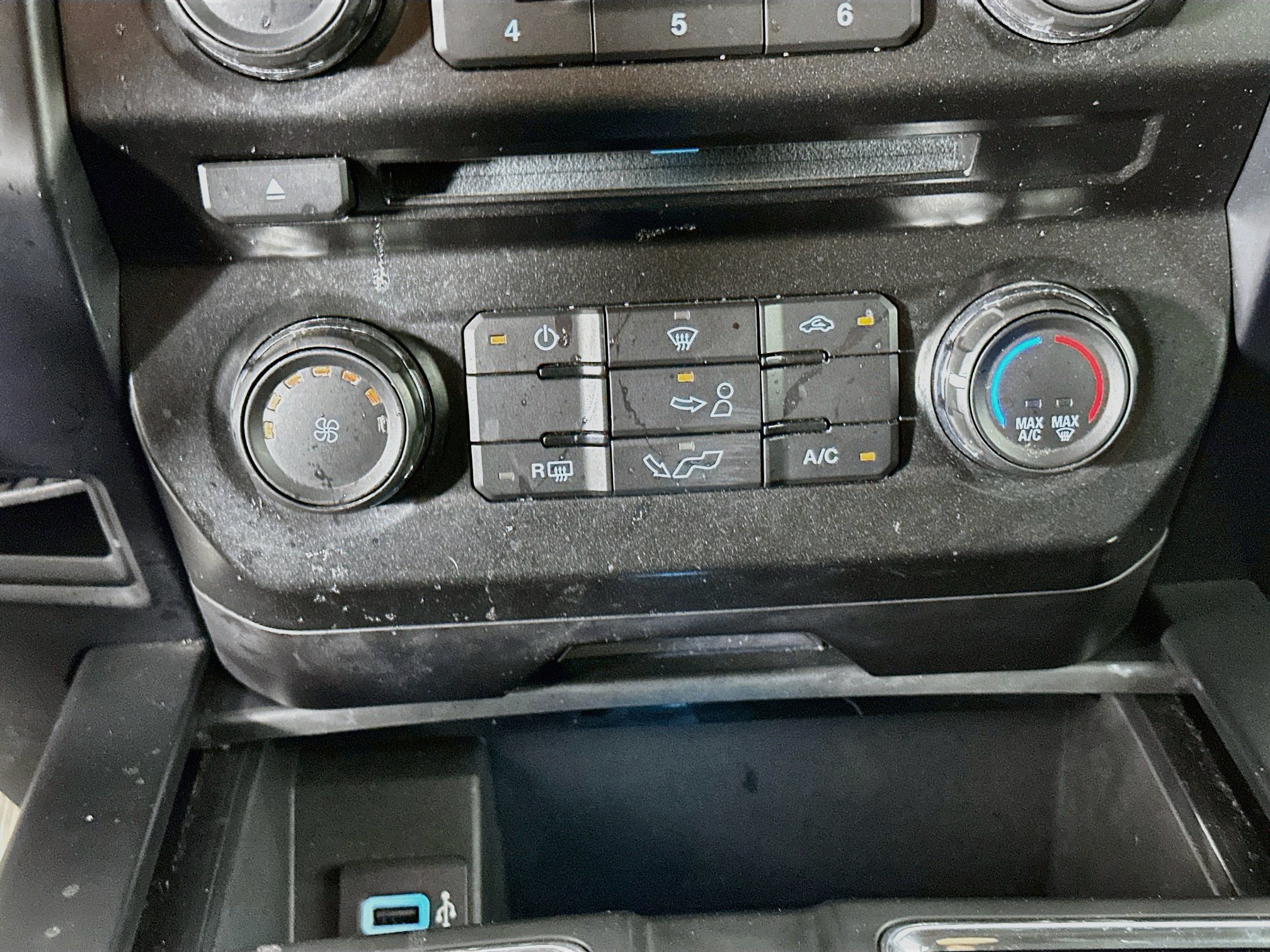Used 2017 Ford F150 XL w/ Equipment Group 101A Mid RWD image 22