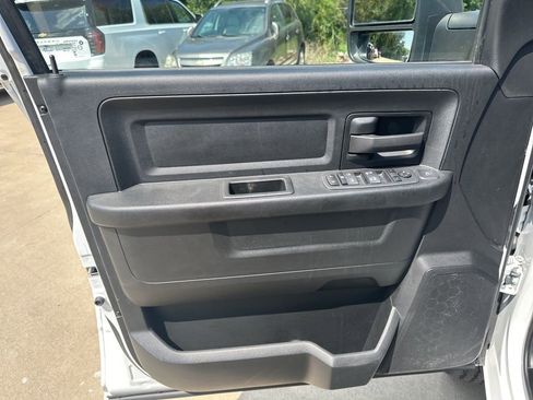 Used 2023 RAM 3500 Tradesman w/ Convenience Group image 33