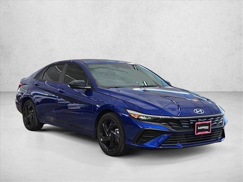 Certified 2026 Hyundai Elantra SEL FWD image 7