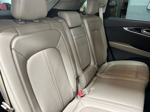 Used 2023 Lincoln Nautilus Reserve w/ Equipment Group 201A AWD/4WD image 34