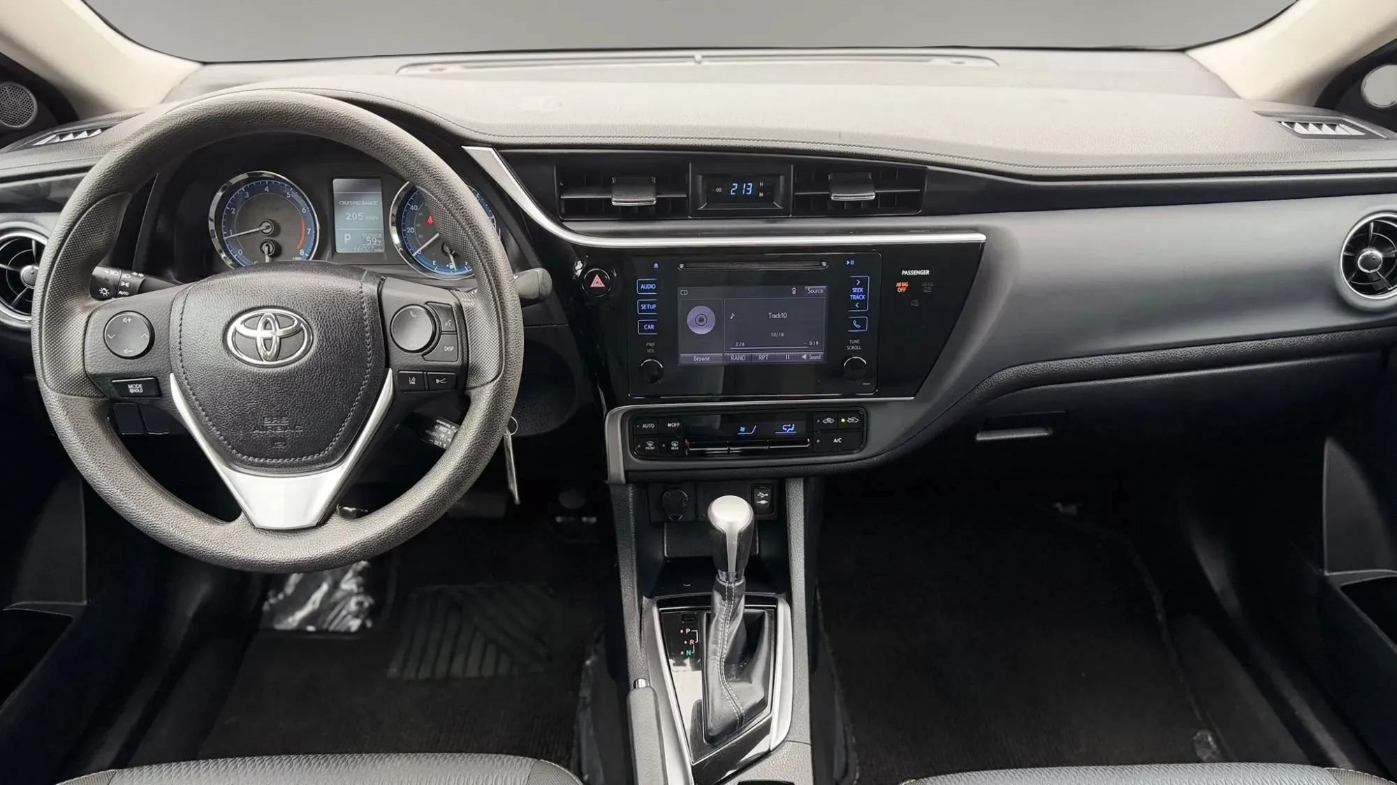 Used 2017 Toyota Corolla LE w/ Carpet Mat Package (TMS) FWD image 21