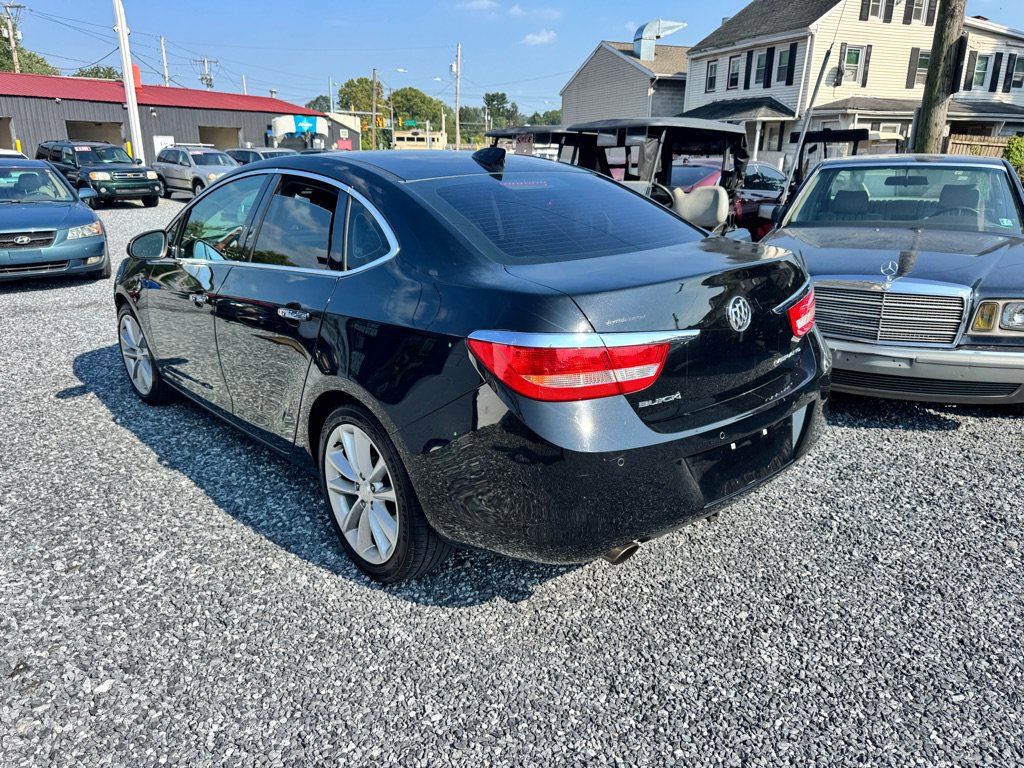 Used 2016 Buick Verano Leather w/ Driver Confidence Package FWD image 4