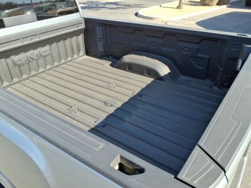 Used 2026 GMC Sierra 2500 Denali Ultimate w/ Max Trailering Package AWD/4WD image 12