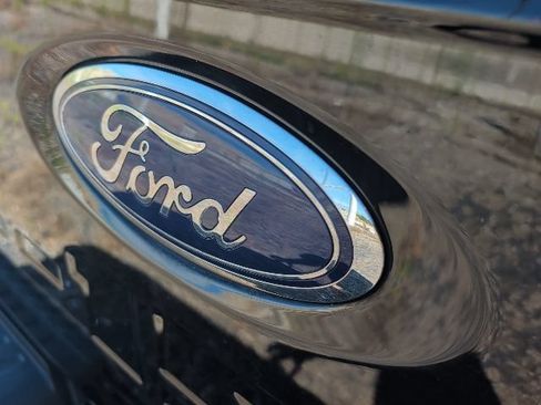 Used 2022 Ford F150 Lariat AWD/4WD image 7