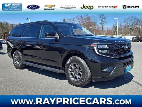 Used 2025 Ford Expedition Max Active AWD/4WD image 1